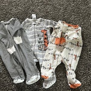 Lightly Warn Newborn Onesies